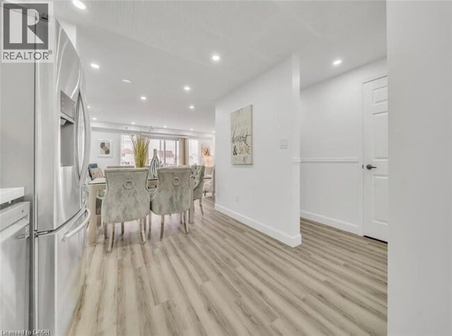 Building Photo - 239 Red Clover Ct