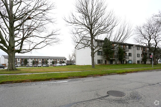 Foto del edificio - Silverwood Apartments
