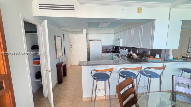 Foto del edificio - 2501 S Ocean Dr