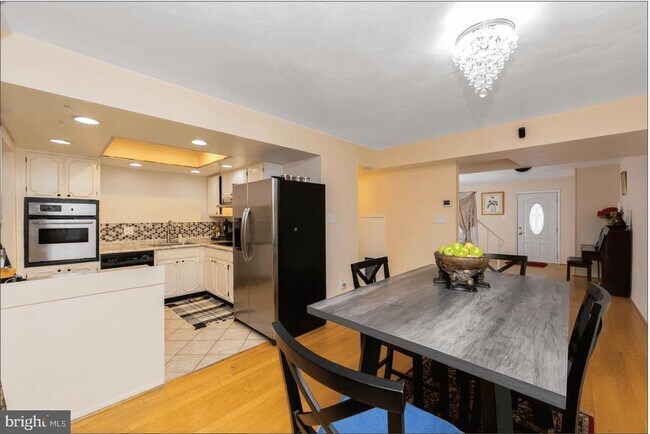 Foto del edificio - 40 Rittenhouse Dr