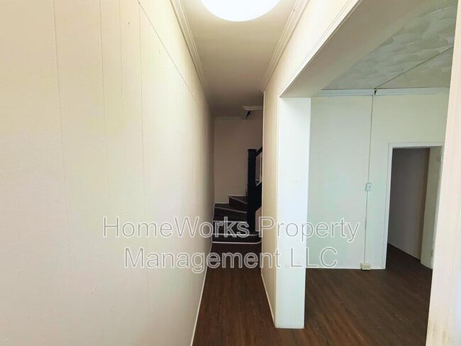 Photo - 2827 Woodbrook Ave House