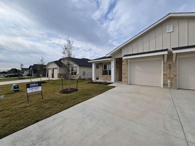 Building Photo - 907 Cherry Laurel Ln