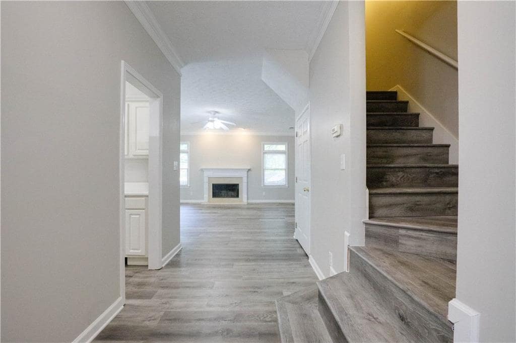 Primary Photo - 450 Peachtree Ridge Dr NW