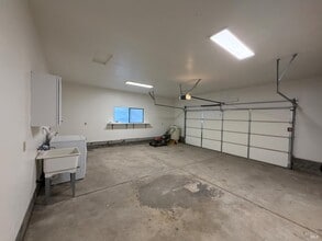 Building Photo - 378 Brey Rd