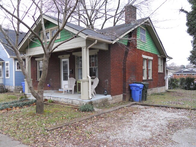 Foto del edificio - 482 S Ashland Ave