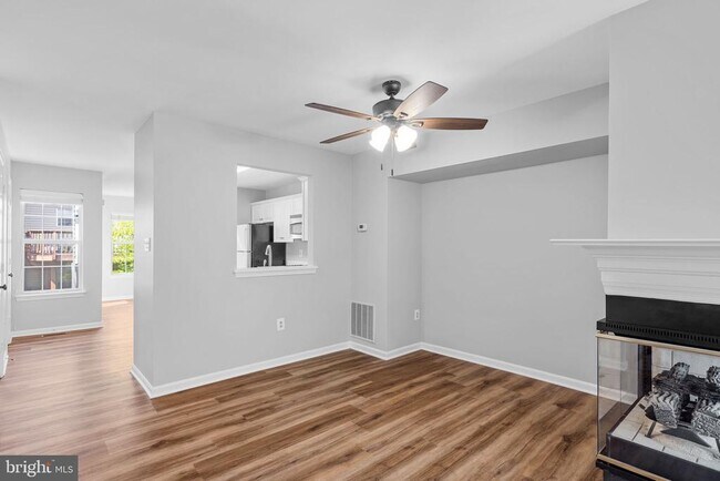 Foto del edificio - 13126 Plotner Farm Rd