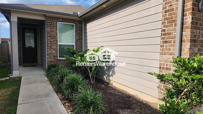 Building Photo - 9818 Mls Fld Dr