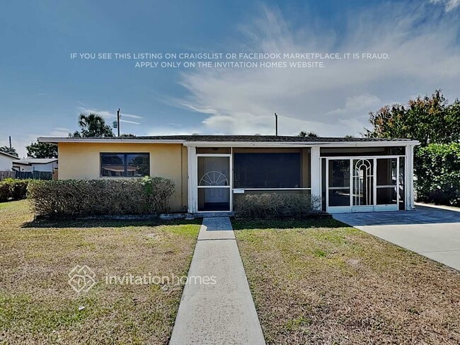 Building Photo - 526 Foresteria Dr