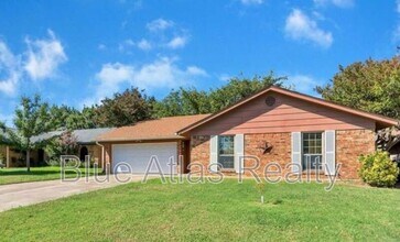 Building Photo - 6537 Meadowview Ln