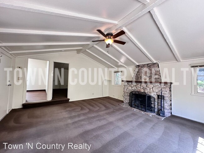 Building Photo - 2 br, 1 bath House - 21 Southbank Rd.