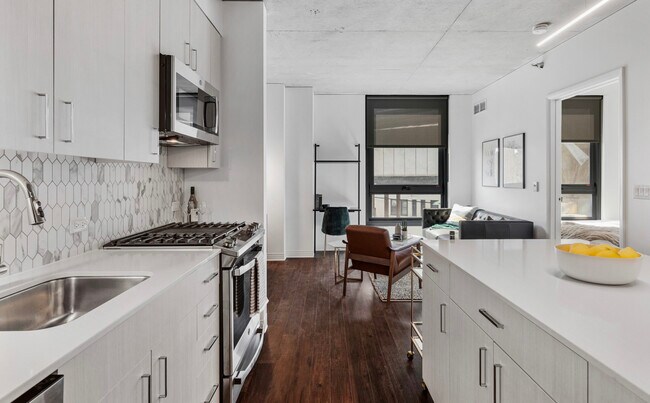 Foto del edificio - 918 W School St