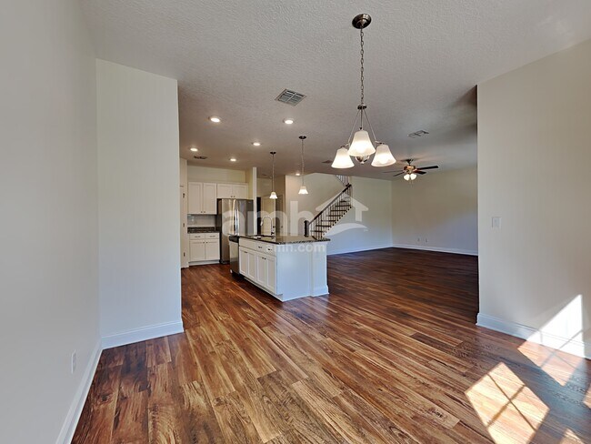 Foto del edificio - 730 Celebration Lane