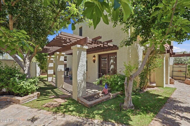 Foto del edificio - 8825 S 48th St