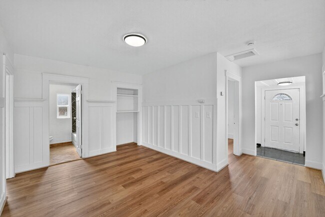 Foto del edificio - 4114 E 17th St