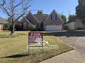 Building Photo - 9371 Helmsley Dr