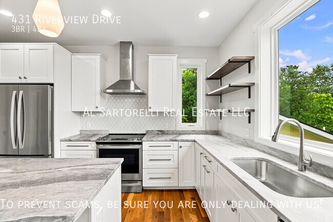 Foto del edificio - 431 Riverview Dr