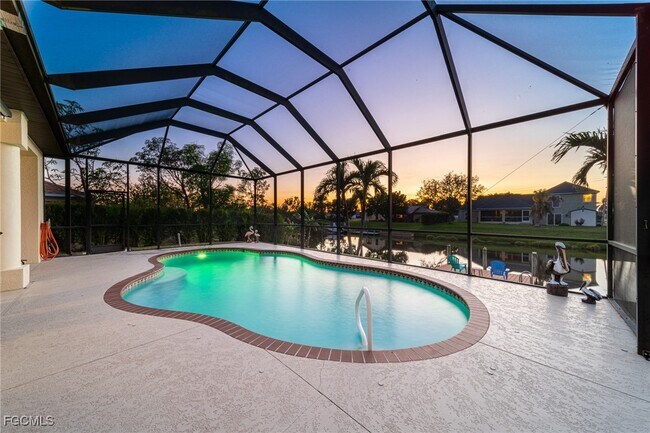 Building Photo - 118 SE 23rd Pl