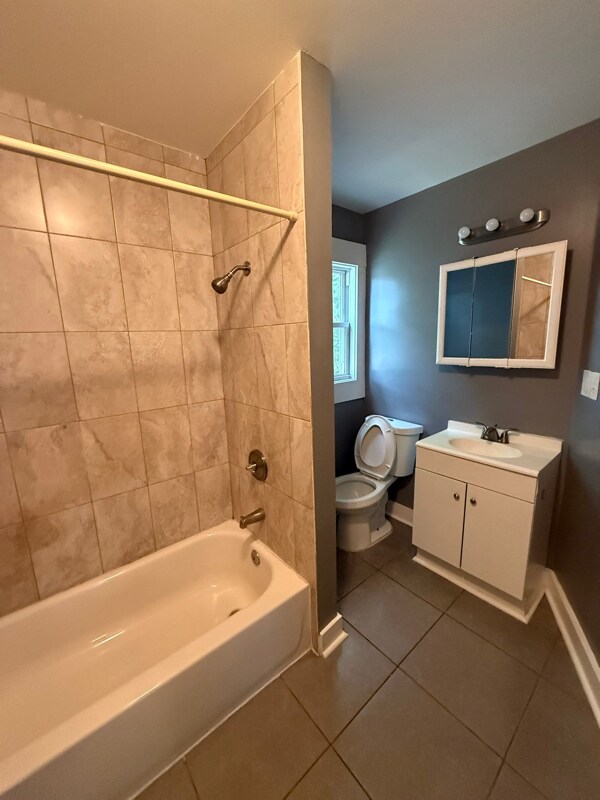 Building Photo - 489 Conover Terrace