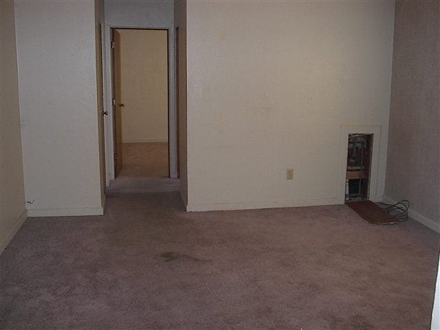 Building Photo - 1308-1310 Mishawaka Ave