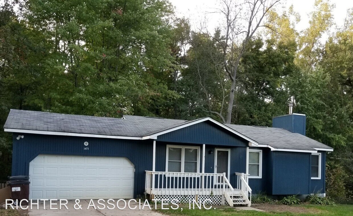 1475 Clark Lake Rd, Brighton, MI 48114 House Rental in Brighton, MI