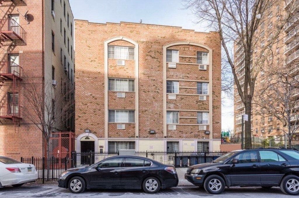 2135 Crotona Ave Unit 4B, The Bronx, NY 10457 Apartment for Rent in The Bronx, NY