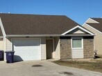 Foto principal - 526 Grainfield St