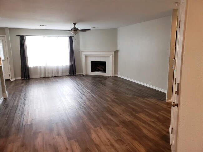 Building Photo - 116 Killdeer