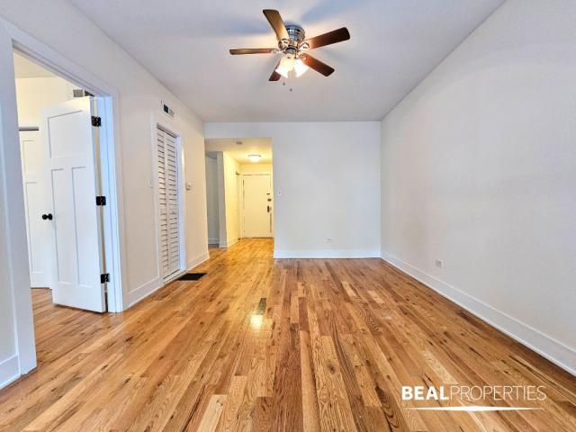 Foto del edificio - 2 bedroom in CHICAGO IL 60613