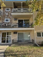 Building Photo - 17421 70th Ave