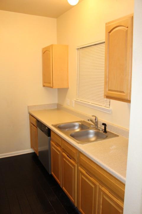 Building Photo - 12166 Metric Blvd