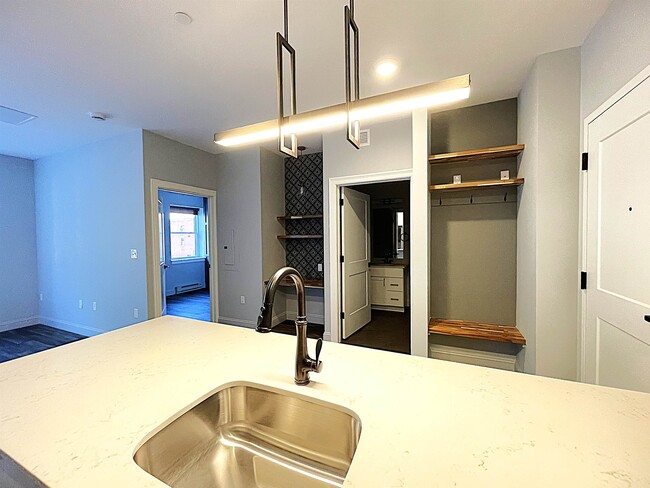 Building Photo - 25 Lowell St