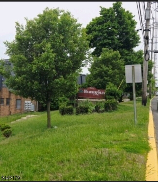 Foto del edificio - 700 Schuyler Ave