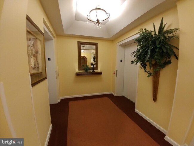 Foto del edificio - 2610 Chapel Lake Dr