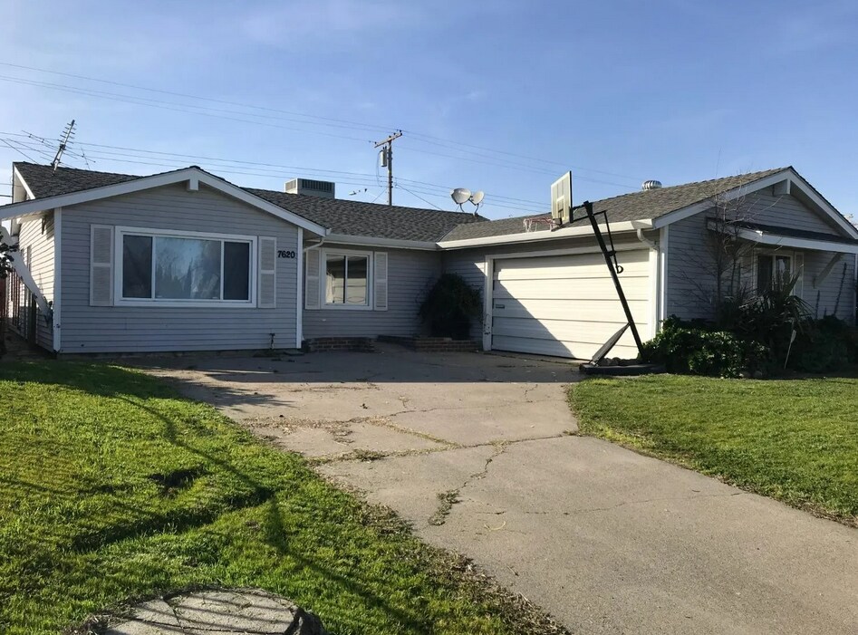 Primary Photo - 7620 Manorside Dr