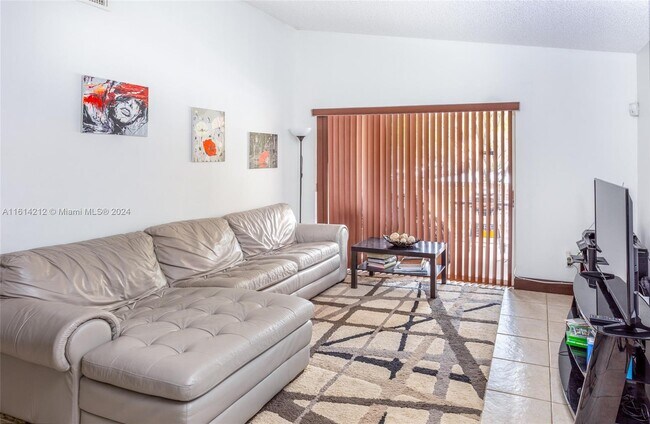 Foto del edificio - 15751 SW 106th Terrace