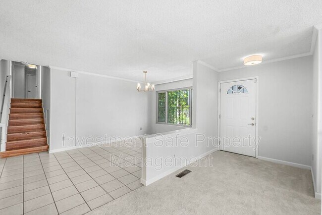Building Photo - 2451 Balboa Vista Dr