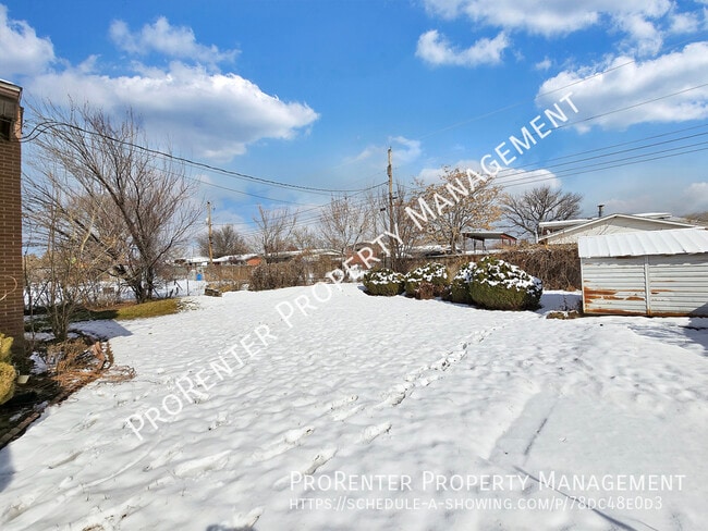 Building Photo - 317 S 300 W