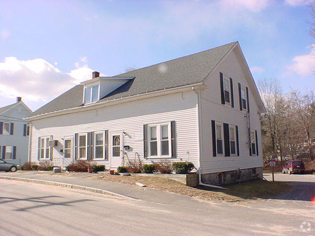 Building Photo - 33-35 Nichols Ave