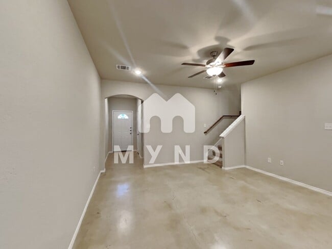 Building Photo - 9426 Apple Ridge Ln, Unit 303