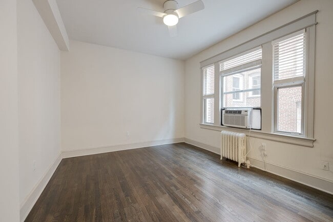Interior Photo - 3624 Connecticut Avenue Apartments