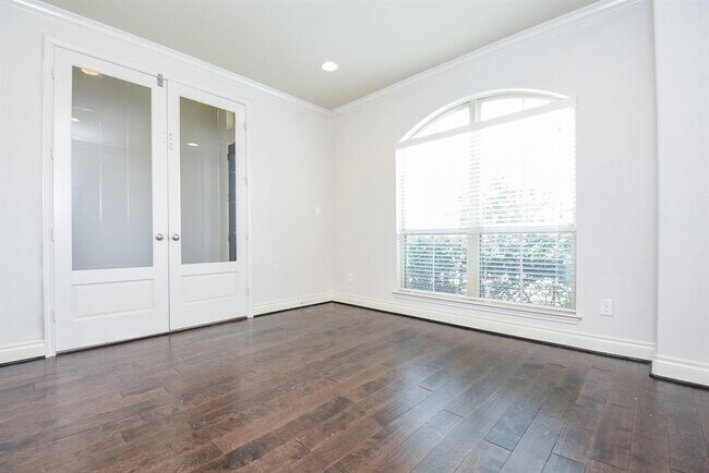 Foto del edificio - 3311 Pleasant Hollow Ln
