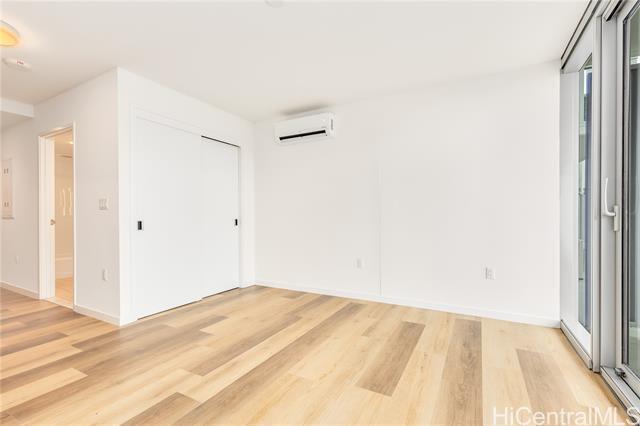 Foto del edificio - 1515 Liona St