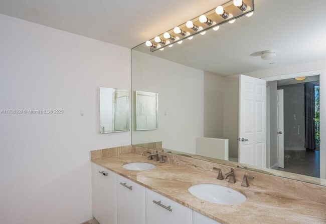 Foto del edificio - 510 NW 84th Ave
