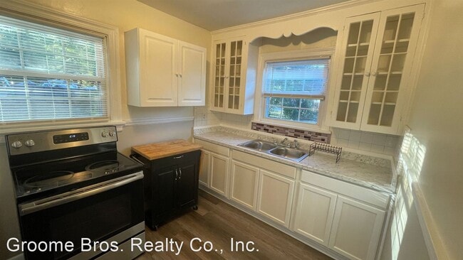 Building Photo - 2 br, 1 bath House - 11939 Mill Road