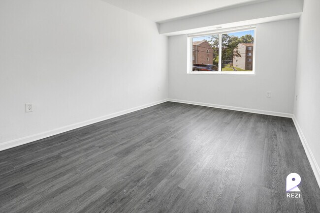 Foto del edificio - 6523 Hil-Mar Dr