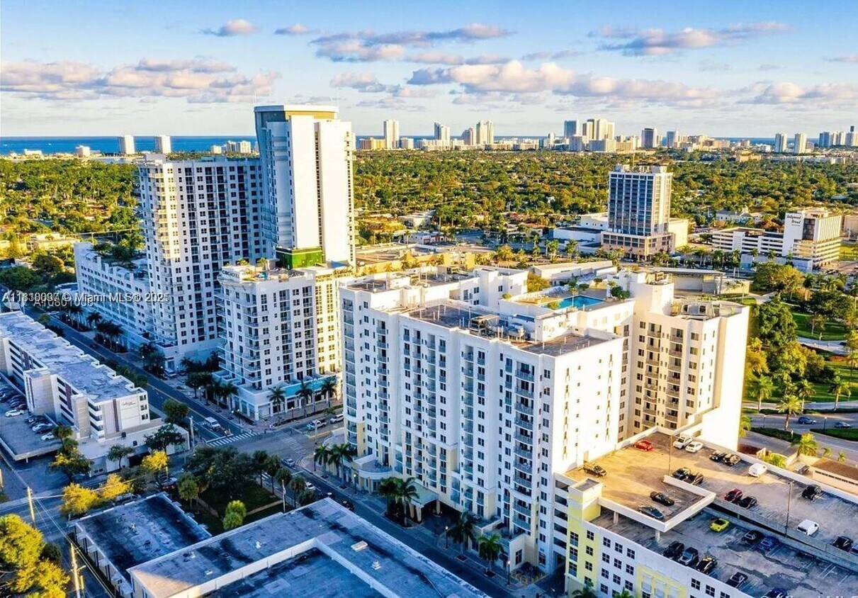 Foto principal - 1830 Radius Dr
