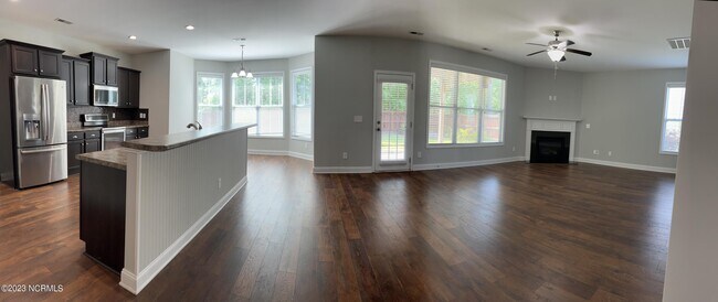 Foto del edificio - 1200 S Brook Rd