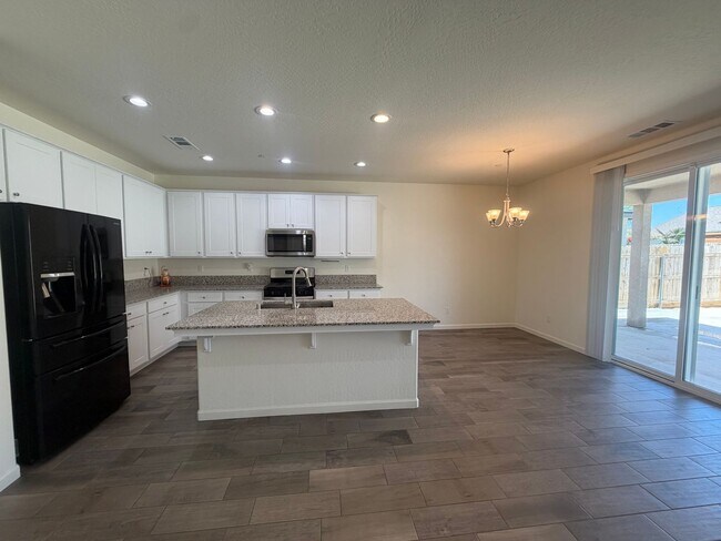 Foto del edificio - 2042 Sherbrook Ave