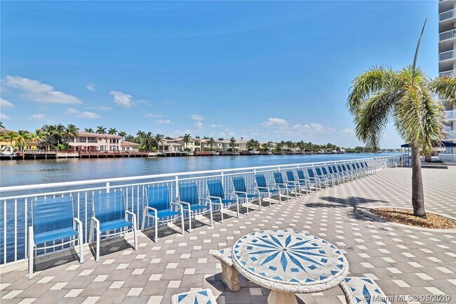 Building Photo - 1600 S Ocean Dr 6G Hollywood Fl 33019
