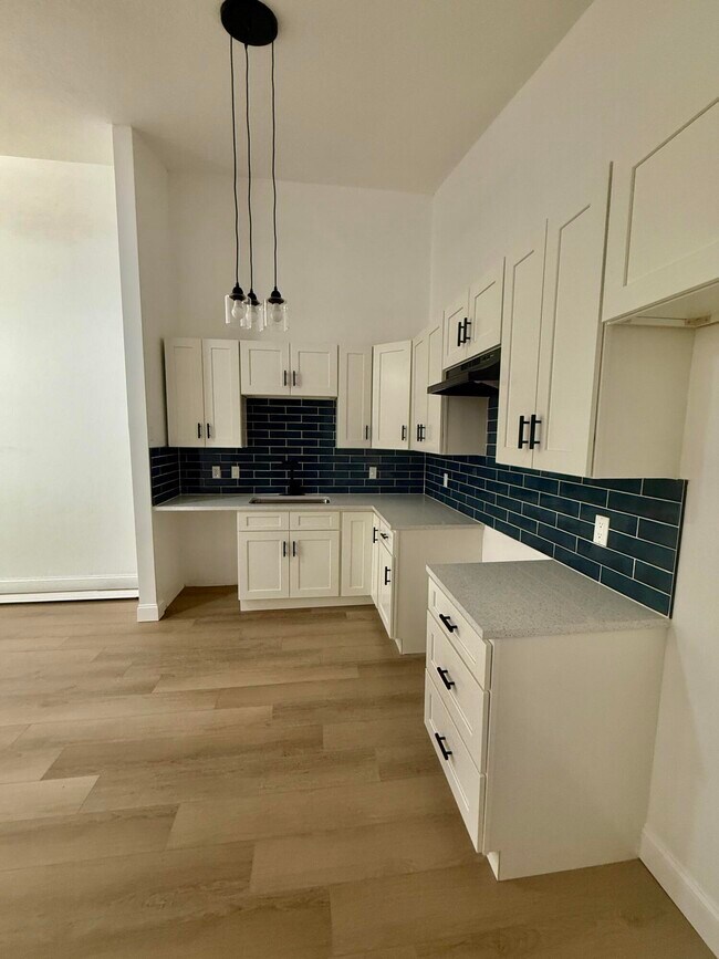 Foto del edificio - 1577 Hawthorne Pl